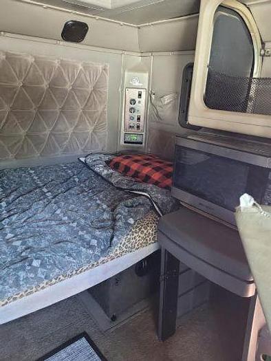 Used 1998 INTERNATIONAL 9300