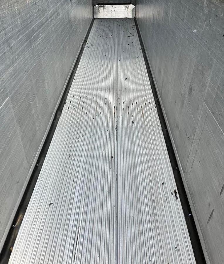 Used 2015 East 48 ft Trailer