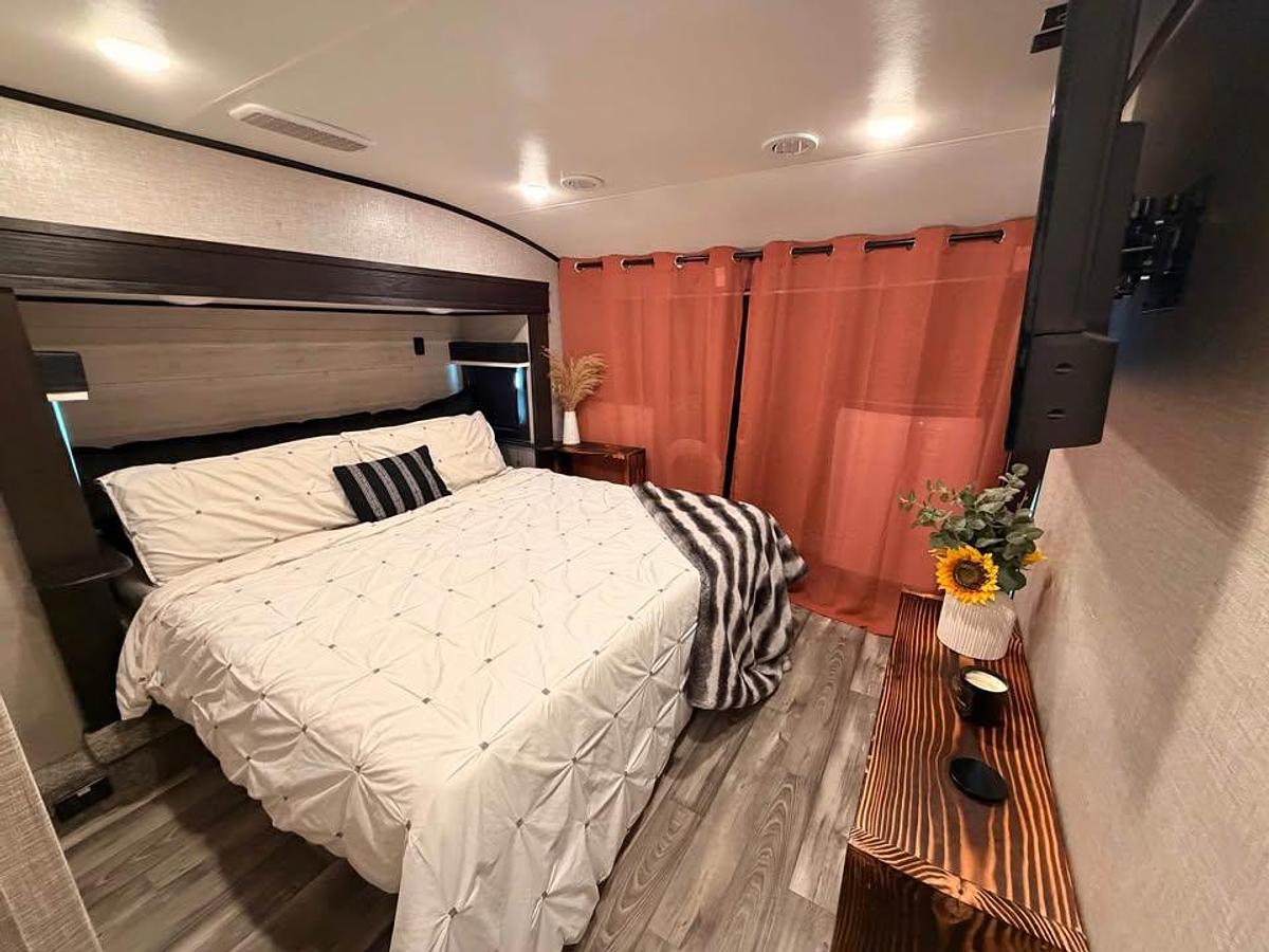 Used 2023 Jayco Eagle 355MBQS