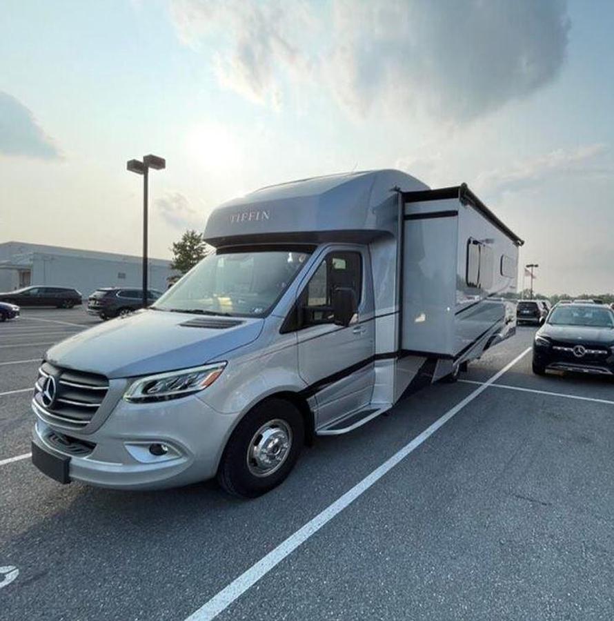 Used 2022 Tiffin Motorhomes Wayfarer 25RW Class C Motorhome