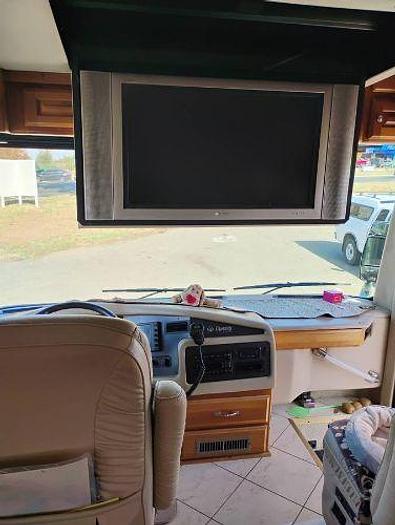 Used 2004 Monaco Dynasty