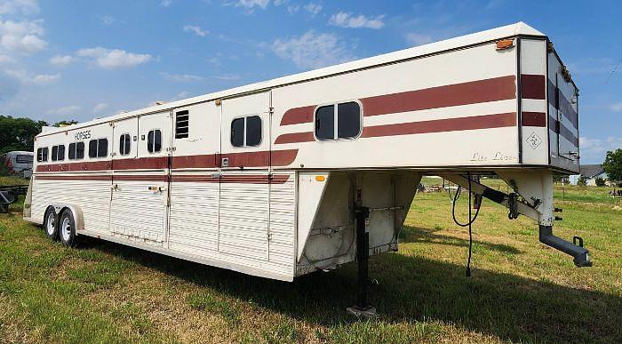 Used 1986 Lite Line 9 Horse Trailer