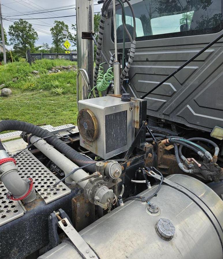 Used 2022 International Lonestar