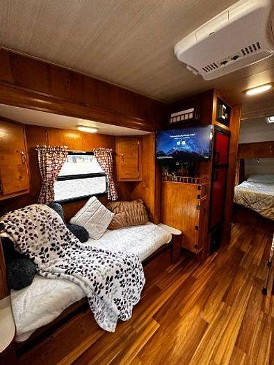 Used 2018 Gulf Stream Vintage Cruiser 23RSS