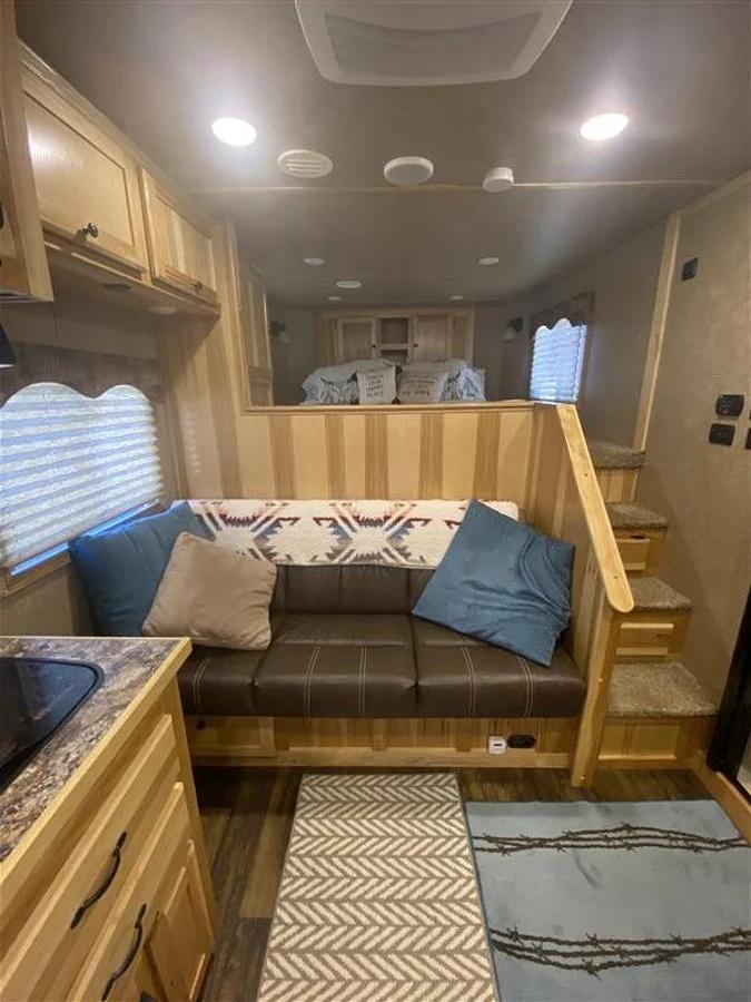 Used 2022 Lakota Charger Edition Stockback 6 Horse Trailer with Living Quarters