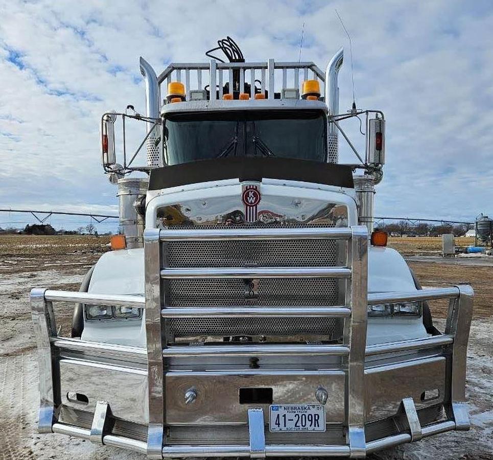 Used 2016 KENWORTH T800 Logging Truck