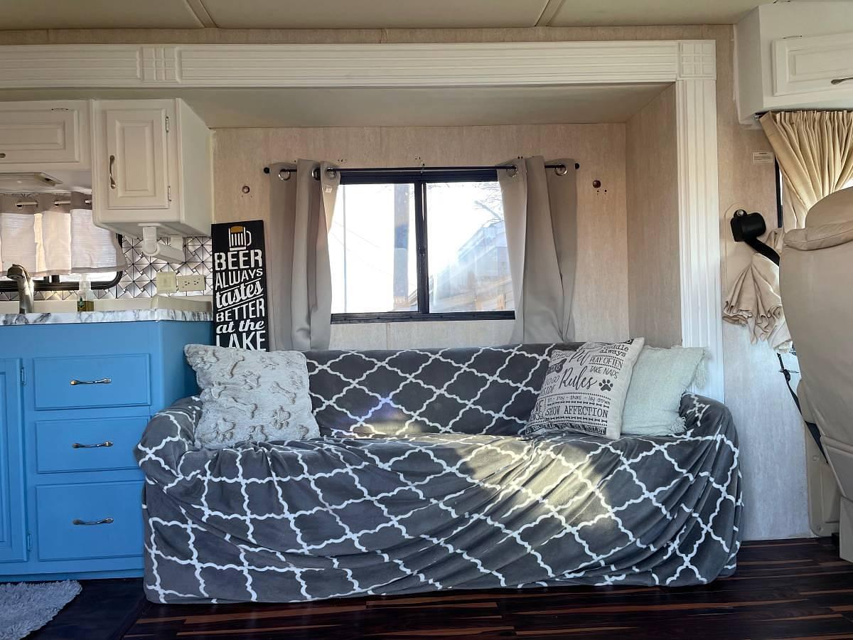 Used 1996 Holiday Rambler Endeavor LE