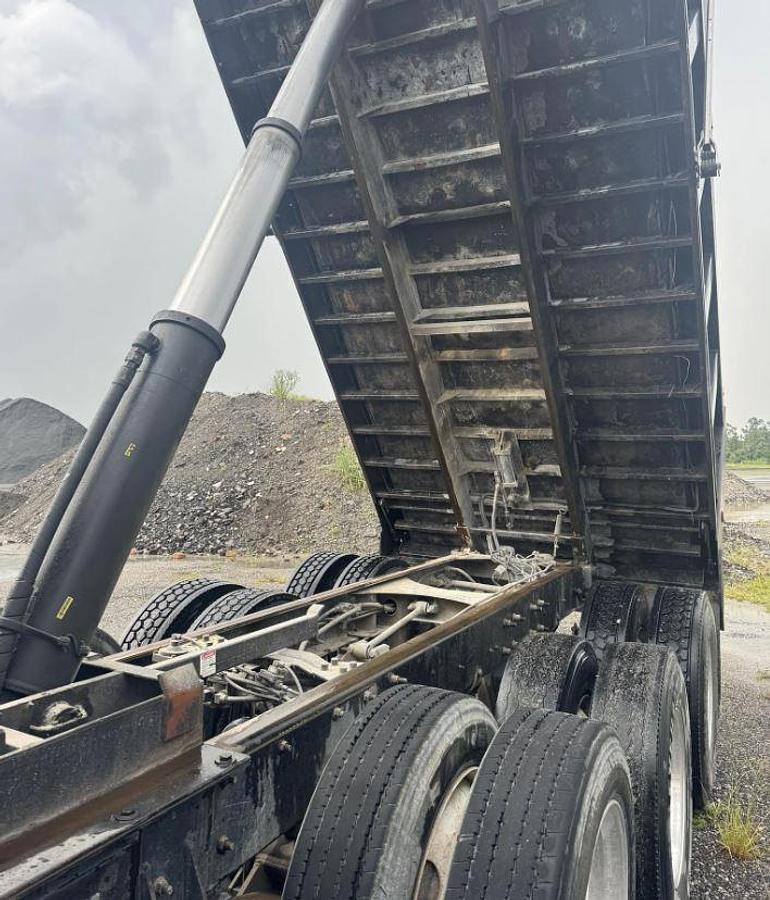 Used 2006 Mack Granite CV713 Dump Truck