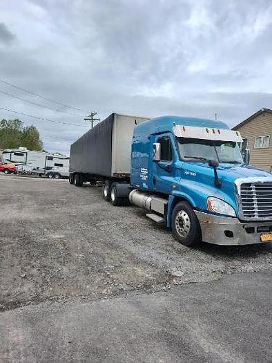 Used 2009 Freightliner Cascadia