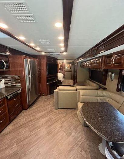 Used 2019 Fleetwood Pace Arrow LXE 38K