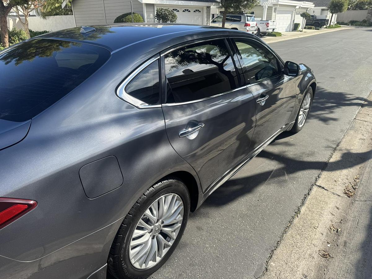 Used 2016 Infiniti Q70
