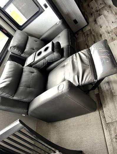 Used 2022 KZ Durango D348BHF