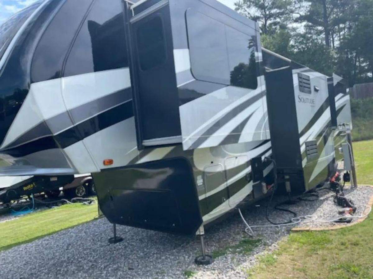 Used 2019 Grand Design SOLITUDE 380FL Fifth Wheel