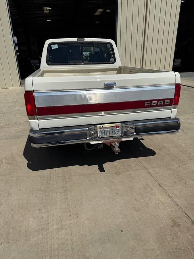Used 1988 Ford F150 Lariat Pickup Truck