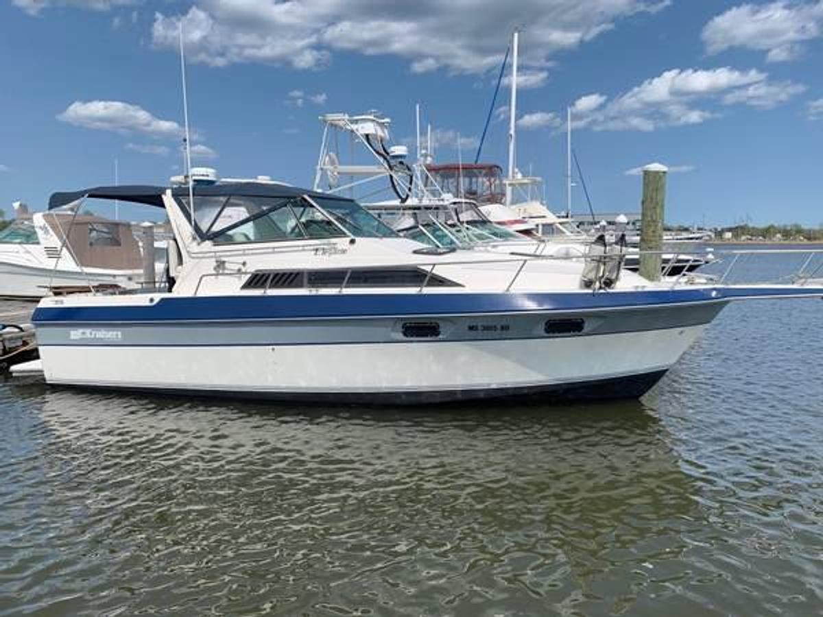 Used 1987 Cruisers 297 Elegante