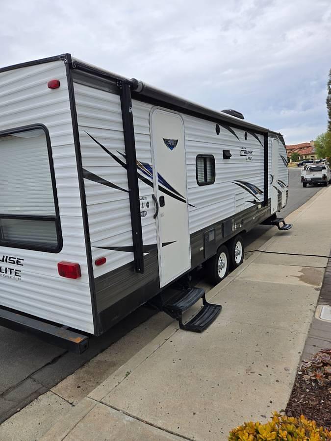 Used 2018 Forest River Salem Cruise Lite T254RLXL 30' Travel Trailer