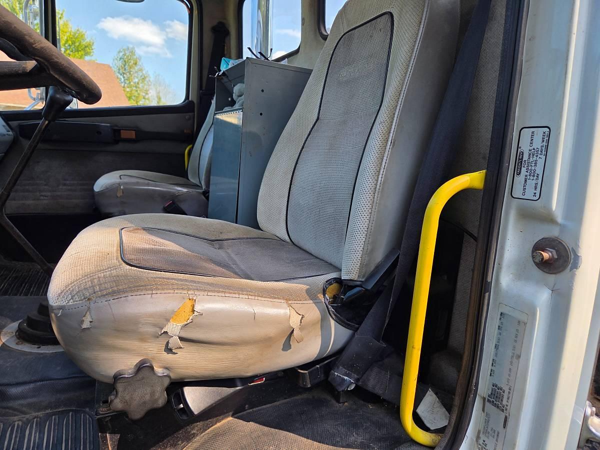 Used 1999 Frieghtliner FL70