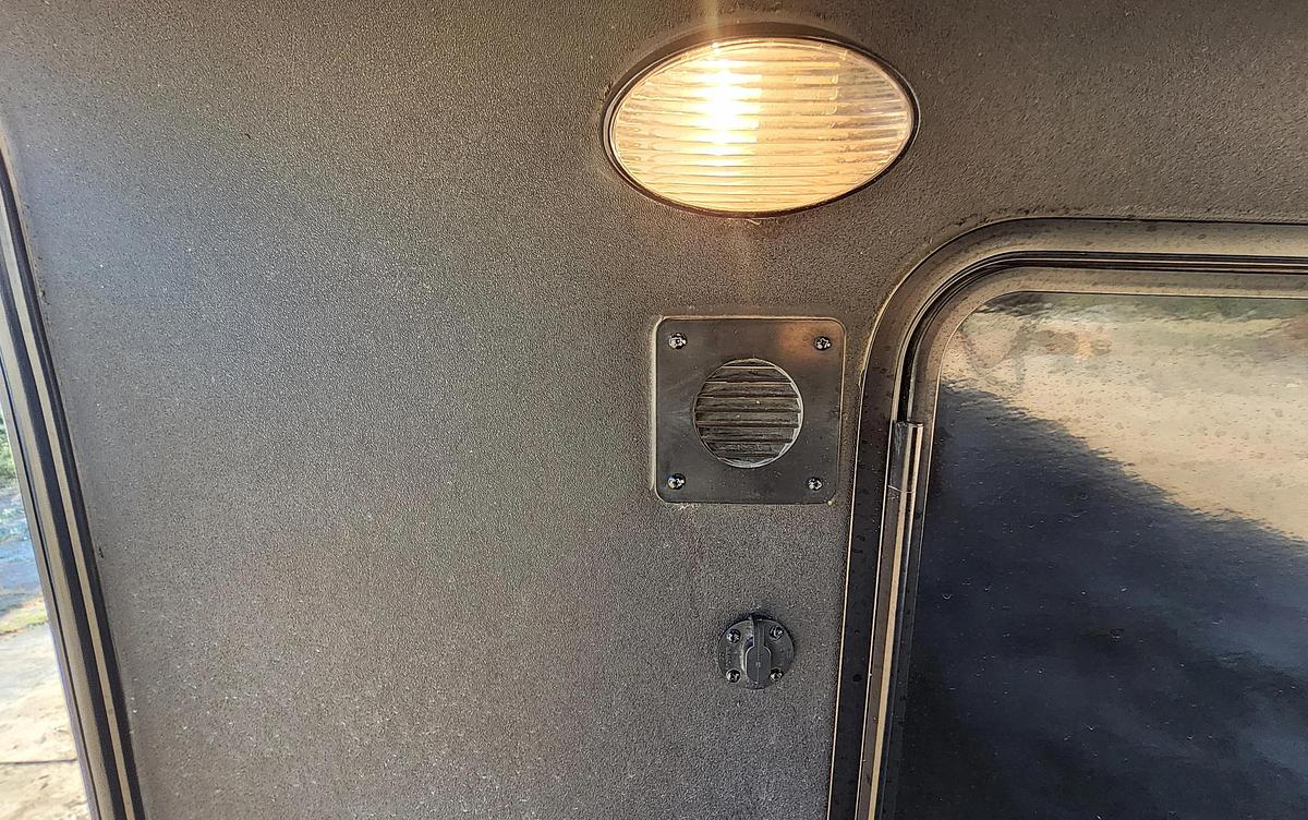 Used 2020 Heartland Bighorn Traveler 38FL Fifth Wheel