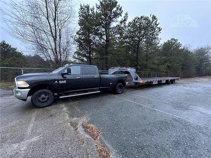 Used 2022 DIAMOND C FMAX216