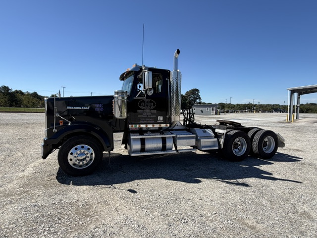 Used 2018 Western Star 4900
