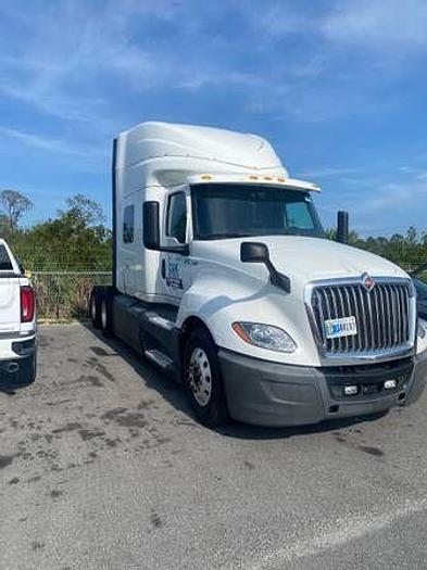 Used 2018 INTERNATIONAL LT Navistar