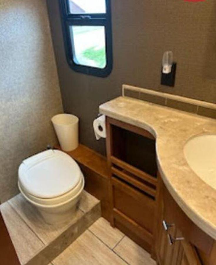 Used 2018 Tiffin Motorhomes Open Road 36LA Class A Motorhome