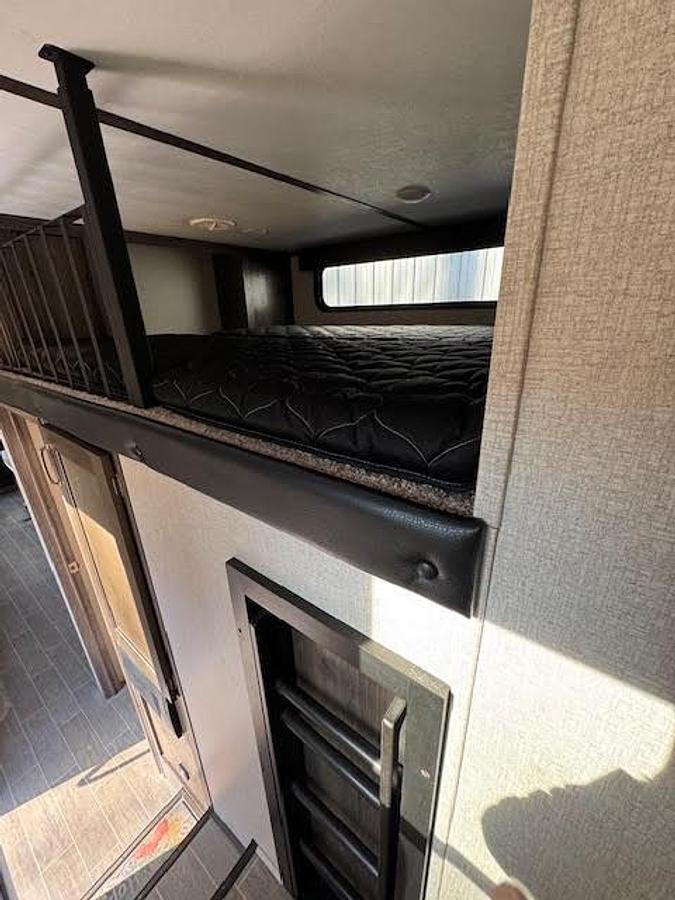 Used 2020 Keystone Montana High Country 385BR Fifth Wheel