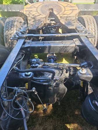 Used 1984 Peterbilt 362 Double Bunk