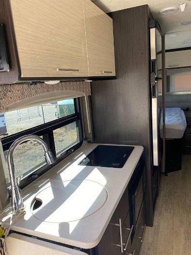 Used 2021 Thor Vegas 24.1