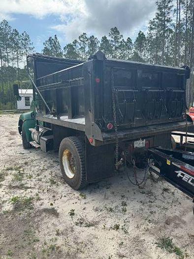 Used 2011 KENWORTH T370 Dump Truck
