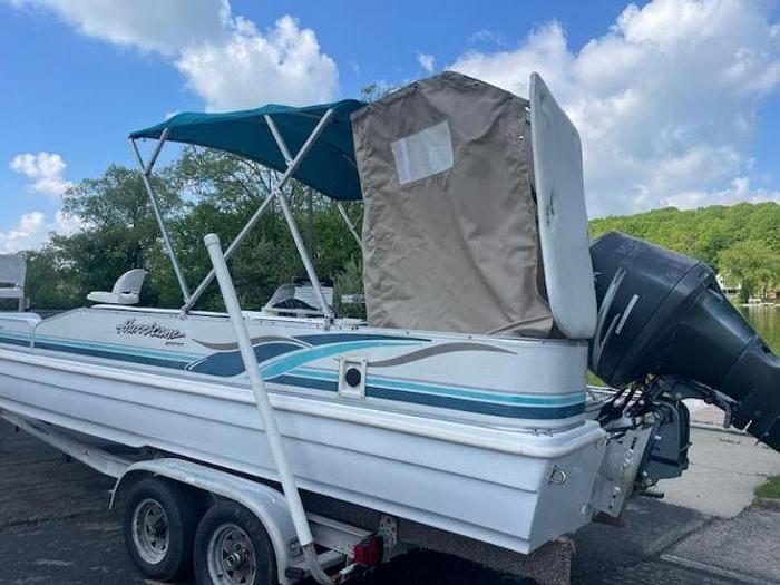 Used 2000 Hurricane Fun Deck