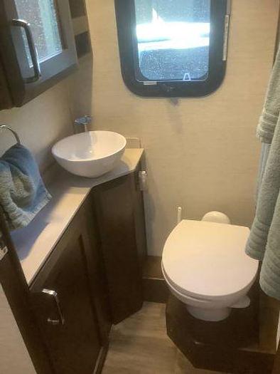 Used 2021 Tiffin Wayfarer 25RW