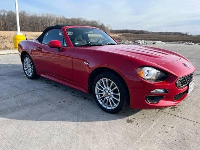 Used 2018 Fiat Spider 124 Classica