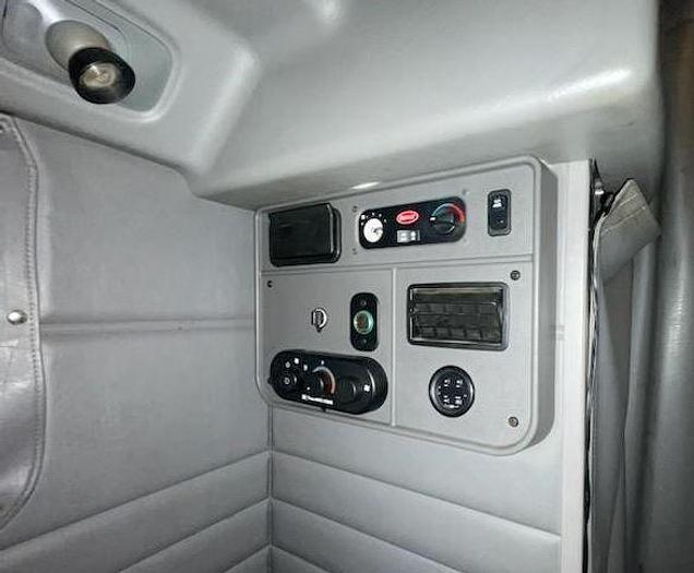 Used 2014 Peterbilt 367