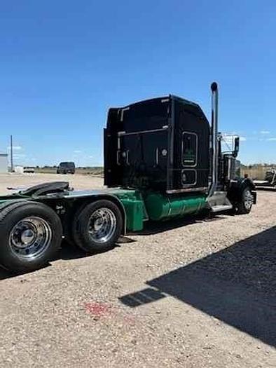 Used 2005 KENWORTH W900L