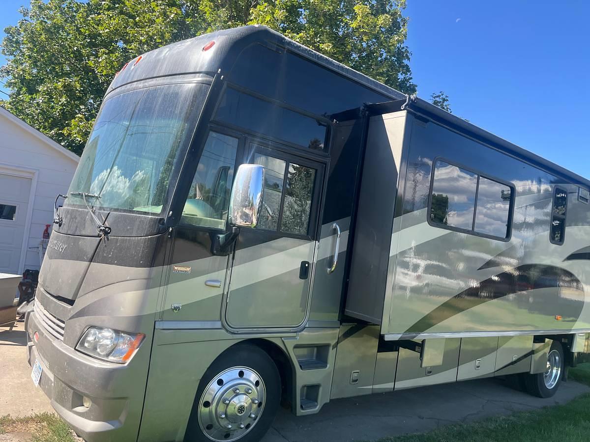 Used 2008 Winnebago Adventurer