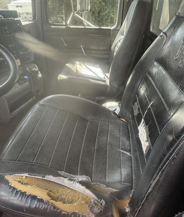 Used 1999 Mack RD690-S Dump Truck