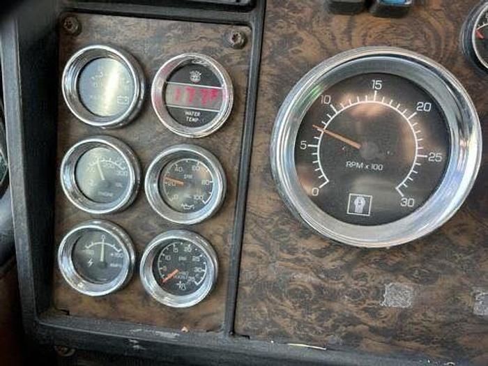 Used 1998 KENWORTH W900L