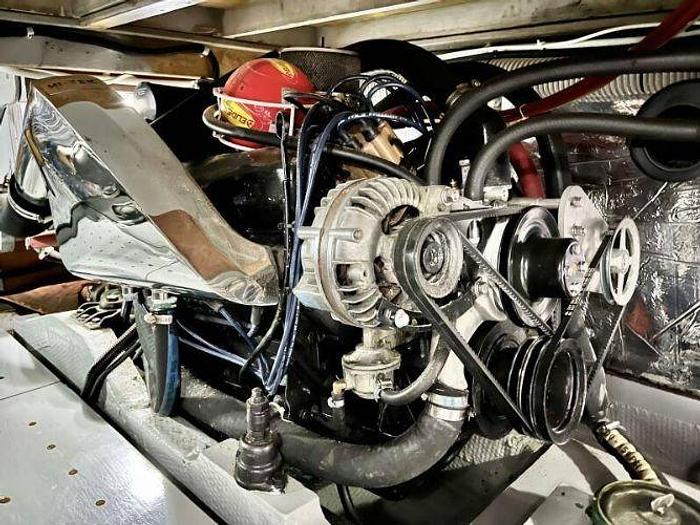 Used 1970 Tollycraft CB Tri Cabin