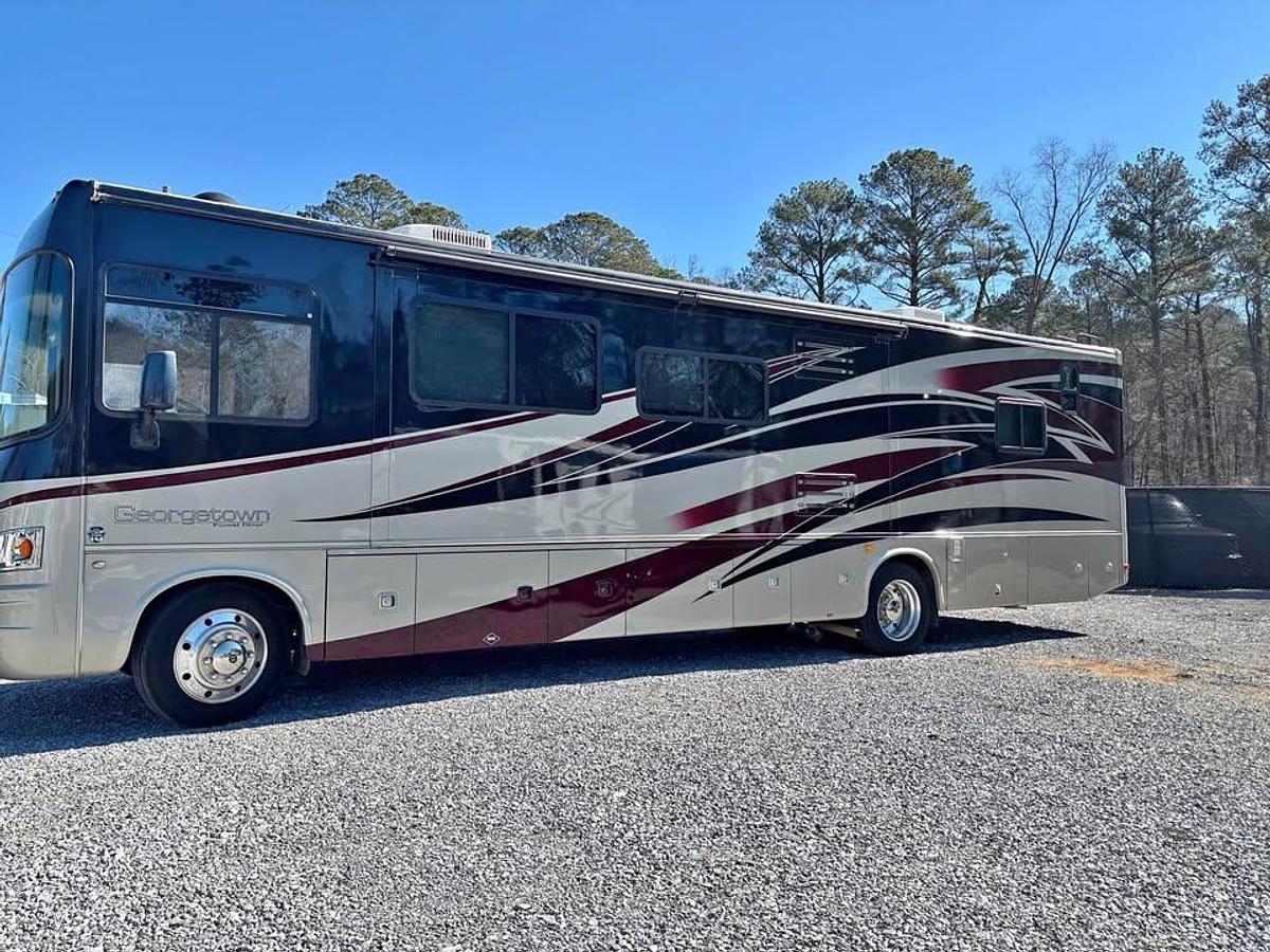 Used 2011 Forest River Georgetown