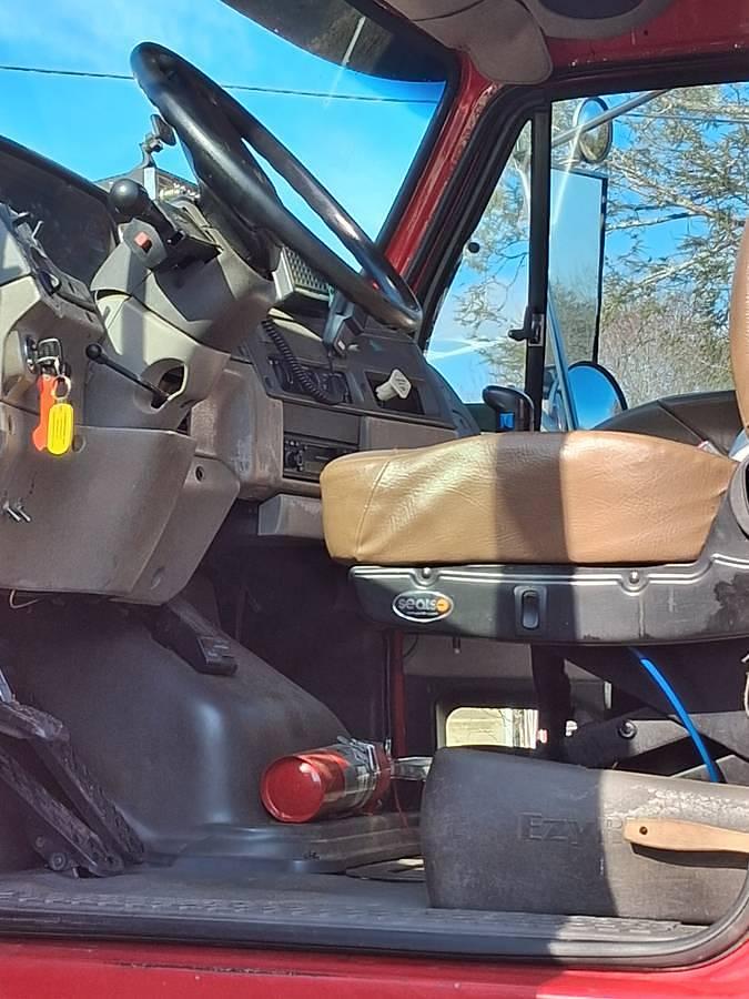 Used 2002 Ford Sterling Dump Truck