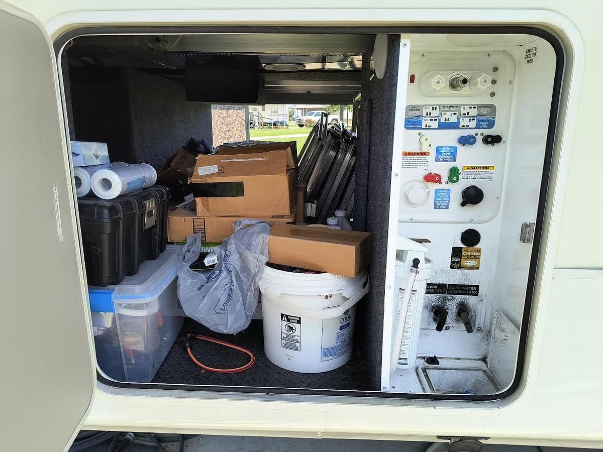 Used 2019 Jayco North Point 37BHFS
