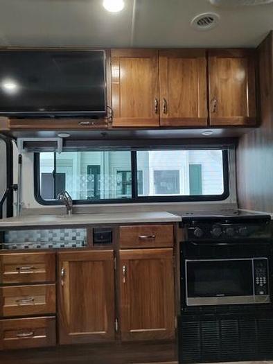 Used 2020 Winnebago Vita 24P