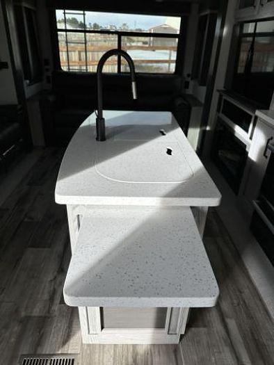 Used 2023 Keystone Montana High Country 295RL