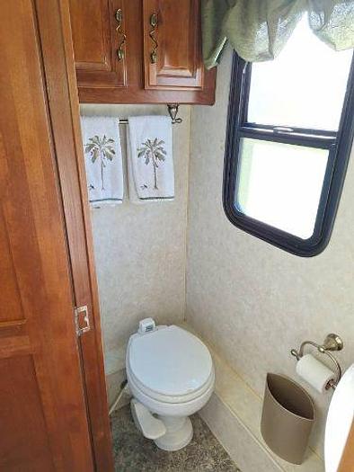 Used 2003 Fleetwood Excursion 39S