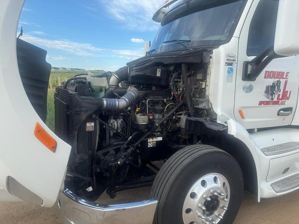 Used 2016 Peterbilt 579 and 2013 Wabash Reefer Trailer