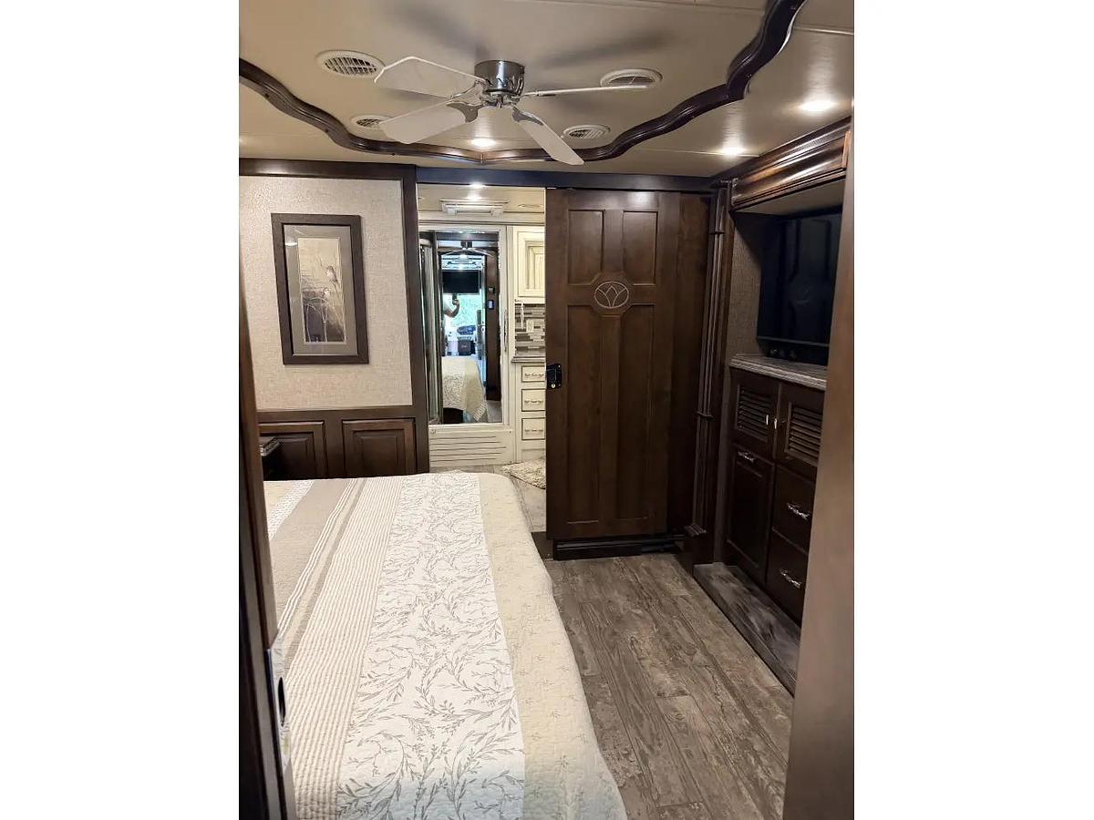 Used 2017 Tiffin Motorhomes Allegro Bus 40SP