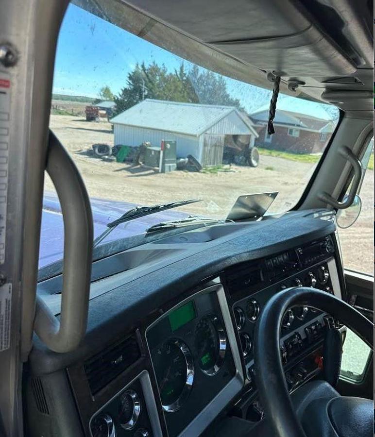 Used 2018 Kenworth W900B