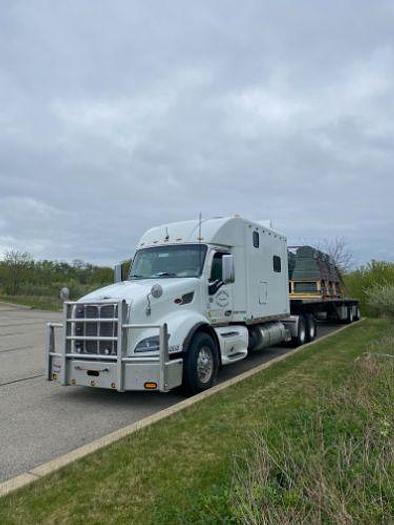 Used 2016 Peterbilt 579 Sleeper Truck