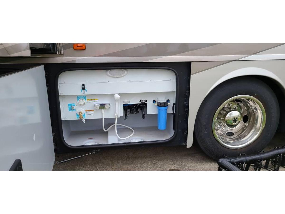 Used 2017 Winnebago Forza 34T